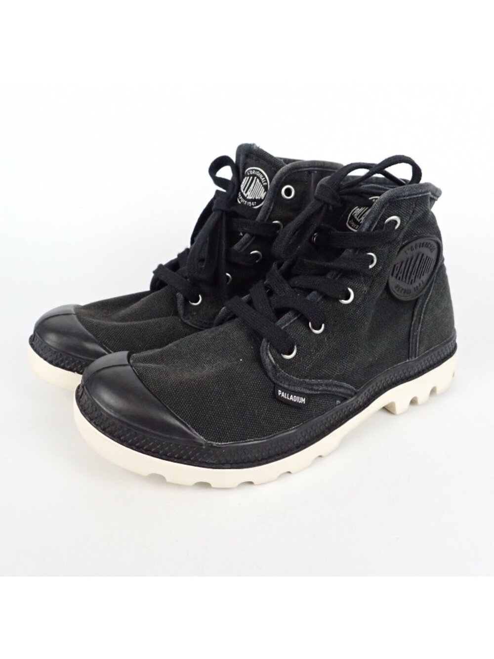 Palladium Pampa Hi Canvas Boots Black/White Women Size 8.5 US / 6.5 UK Preowned